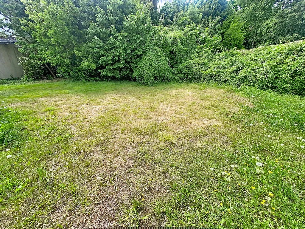Giardino - Buildable Plot with Sea Access in Concarneau