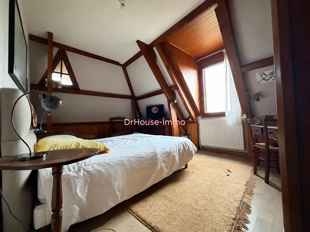 Chambres - Maison 7 pièces à Boulazac Isle Manoire