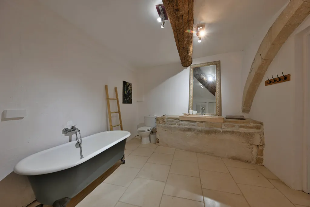 Salles de bain - Moulin du 17e Siècle avec Piscine à Salinelles