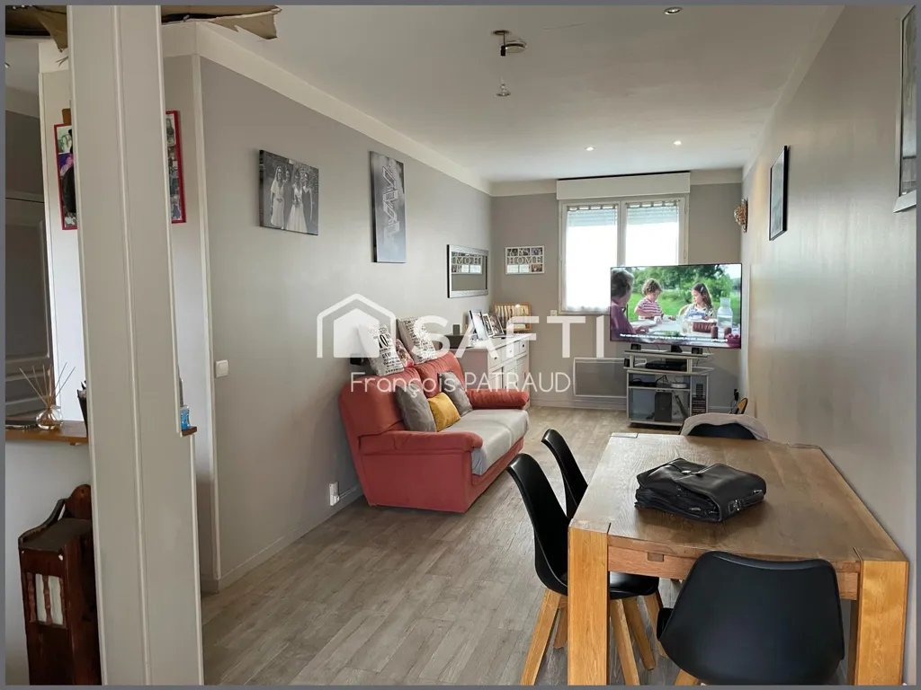 Salle à manger - Appartement Rez-de-Chaussée avec Terrasse et Jardin à Massy
