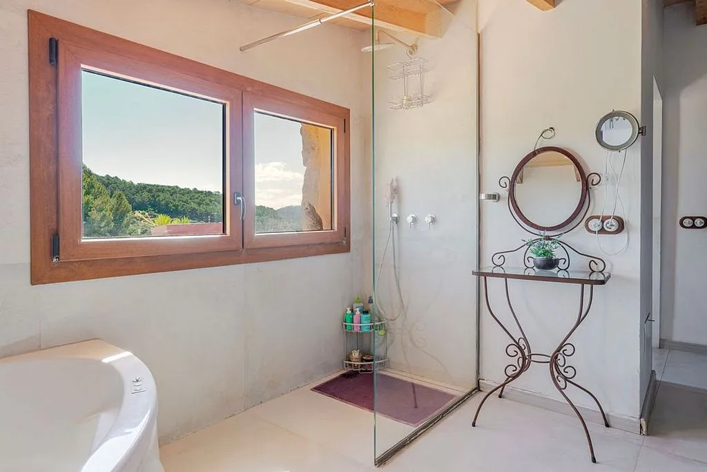 Vannitoad - Rustic Finca with Sea View near Son Servera