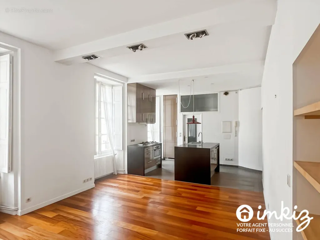 Elutuba - Charming 2-Bed Flat in Nantes Centre