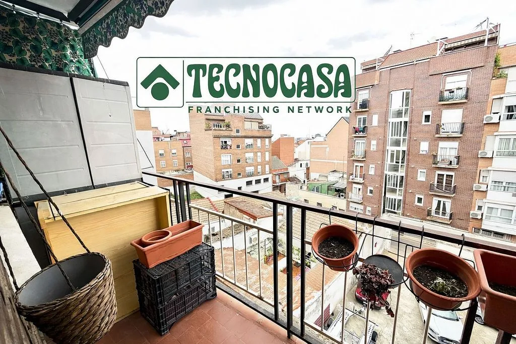 Balcon - Flat with Terrace and Balcony in Vallecas