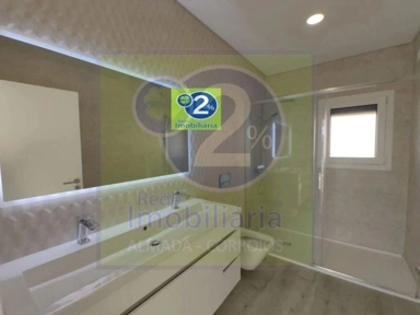 Vannitoad - Luxury House with Pool in Charneca de Caparica