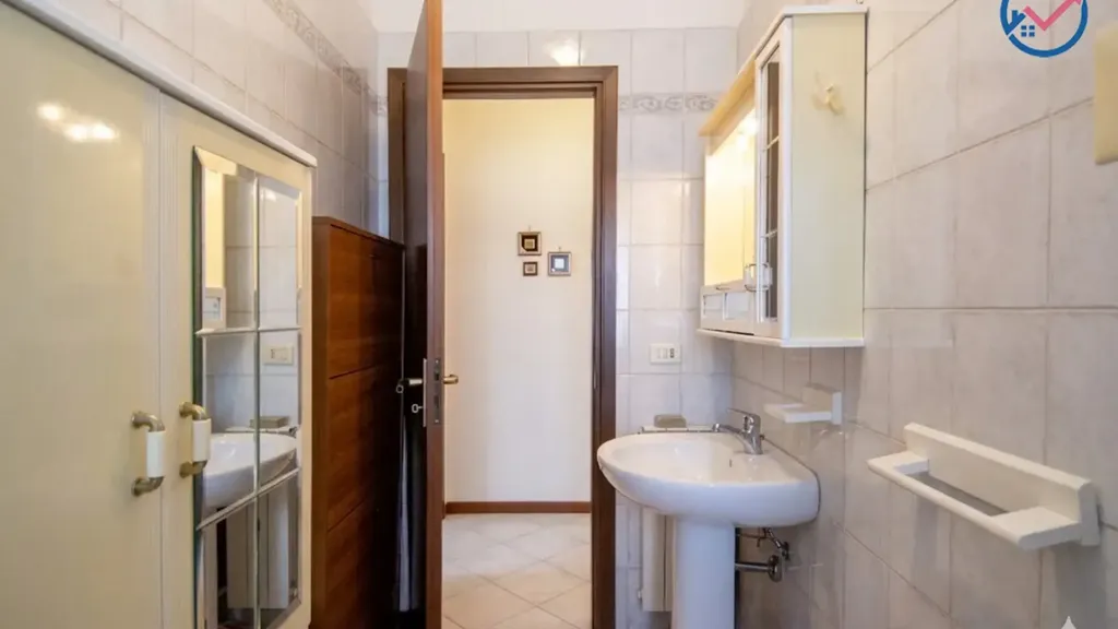 4-room apartment in IT