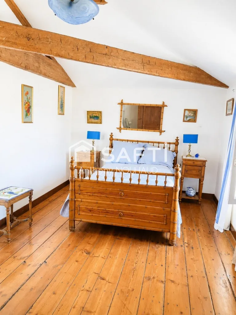 Chambres - Maison de Maître avec Jardin et Dépendance à Cognac