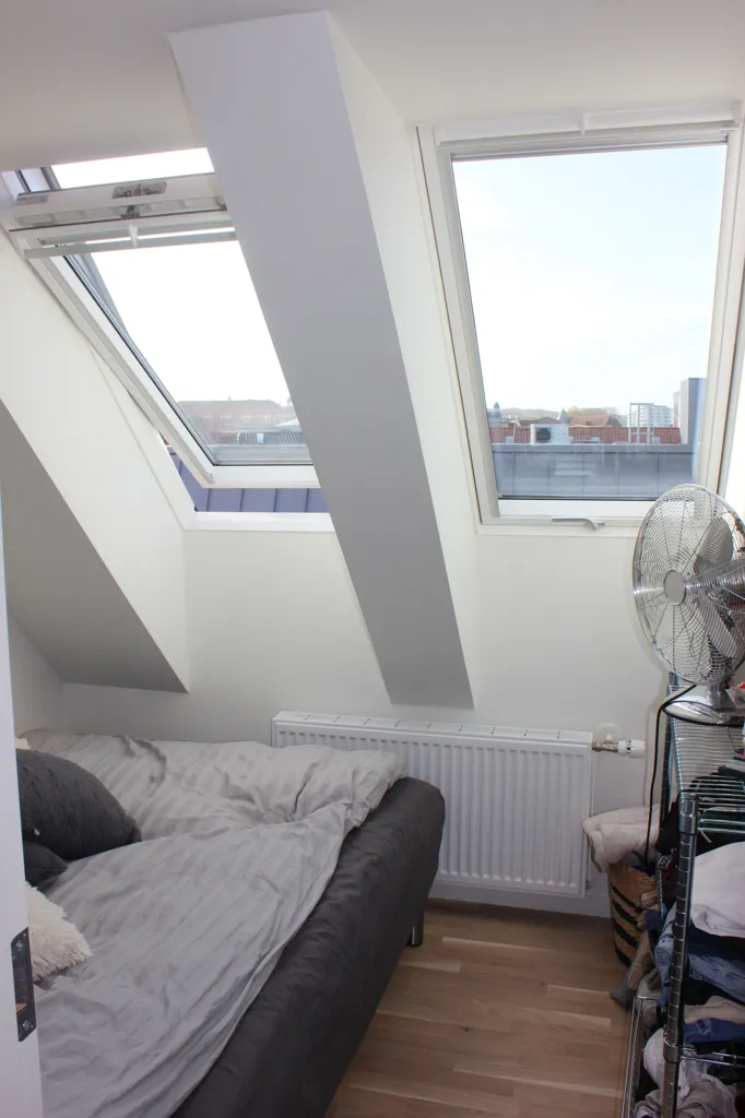 Magamistoad - Penthouse with Balcony near Vejle Centre
