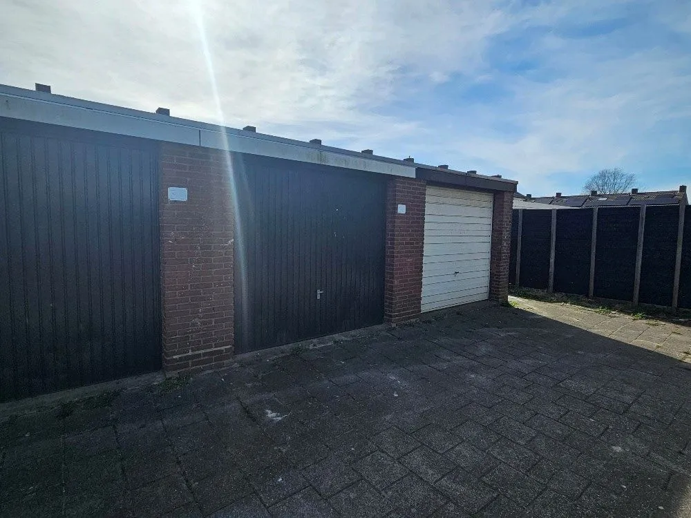 Välivaade - Garage Box on Private Plot in Papendrecht