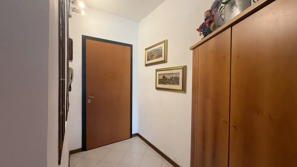 Esik - Bright Apartment with Terraces in Scandicci
