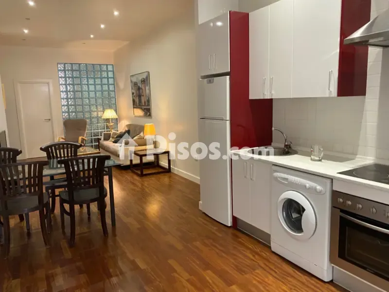 Köök - Ample 1-Bedroom Apartment with Balcony in Old Town