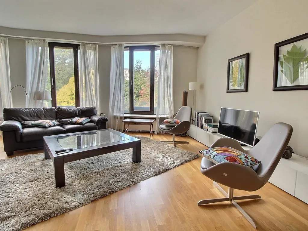 Living Room - Architectural Flat with Royal Garden Views in Ixelles