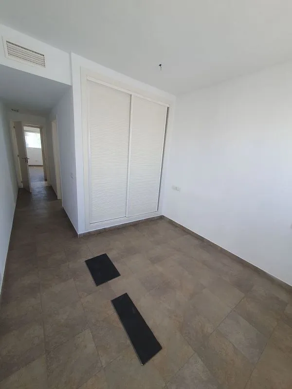 Toad - 2-Bed Flat with Pool in Toyo