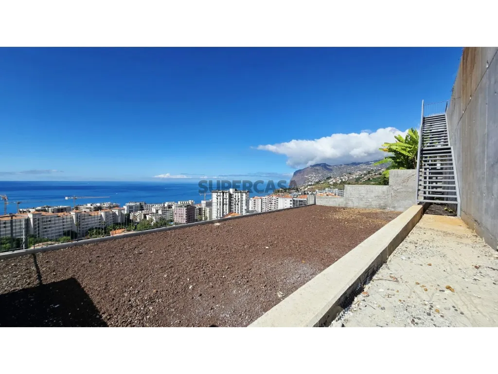 Terrasse - Contemporary House with Sea View in Ajuda