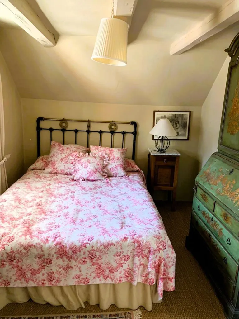 Magamistoad - Spacious House with Mountain Views in Sin