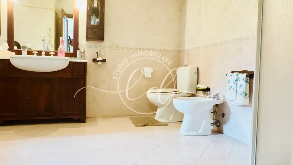 Salles de bain - Independent Villa with Garden in Massarosa