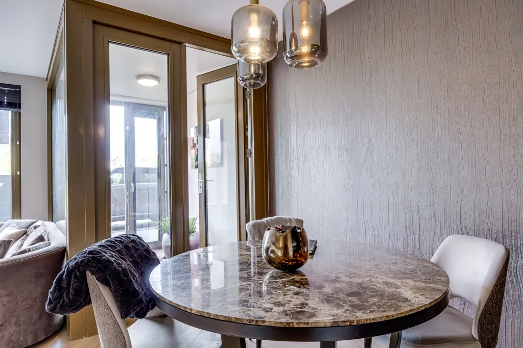 Söögituba - Modern Flat with Patio in Leeuwesteyn