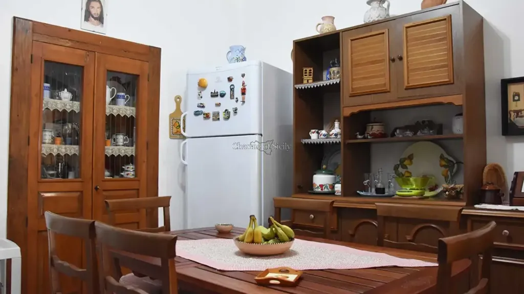 Söögituba - Independent House with Garden in Modica