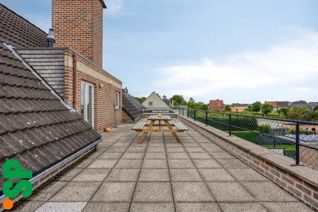 Terrass - Penthouse with Large Terrace in Herentals