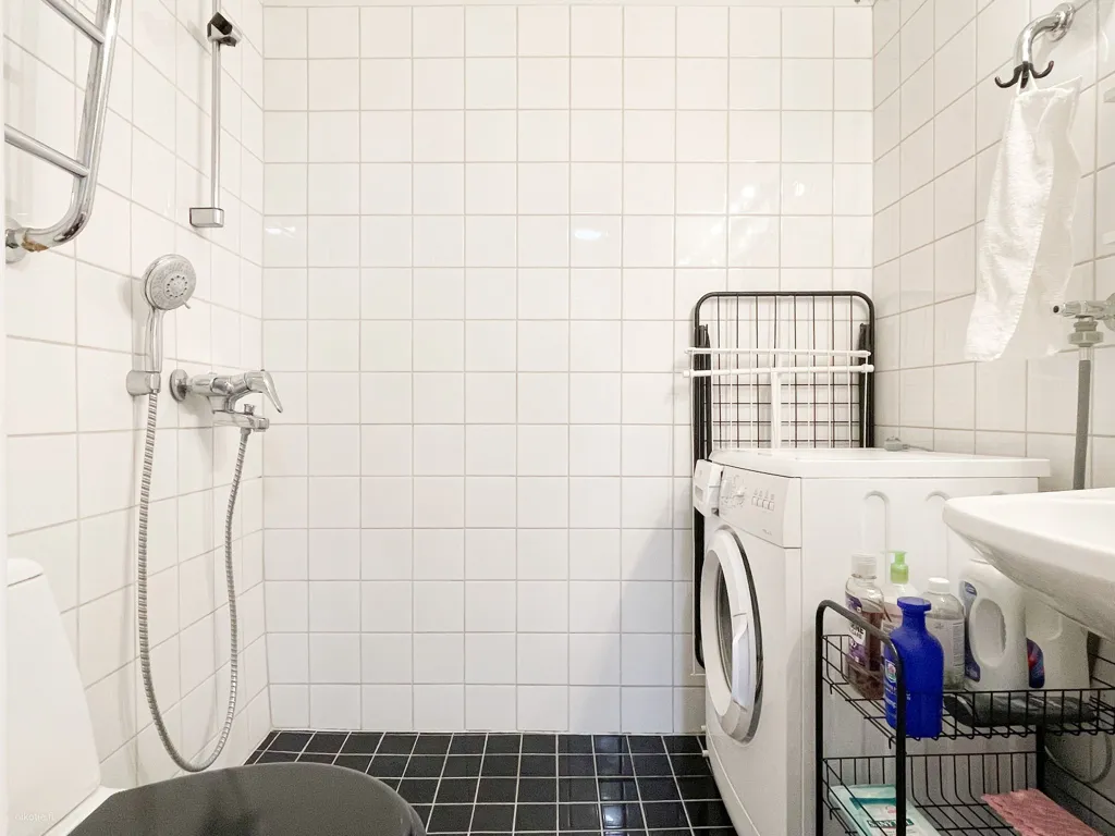 Vannitoad - Apartment with District Heating in Töölö, Helsinki