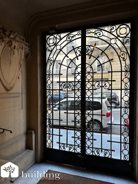 Entrée - Appartement 1 Pièce avec Vue Sud-Est à Paris 17ème