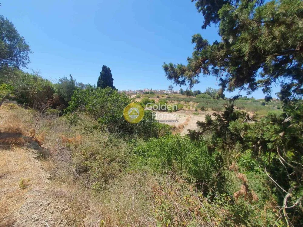 Jardin - Buildable Plot with Sea View in Episkopi
