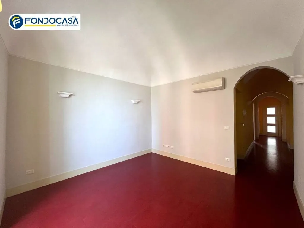 Pièces - Renovated Beachfront Apartment in Ceriale