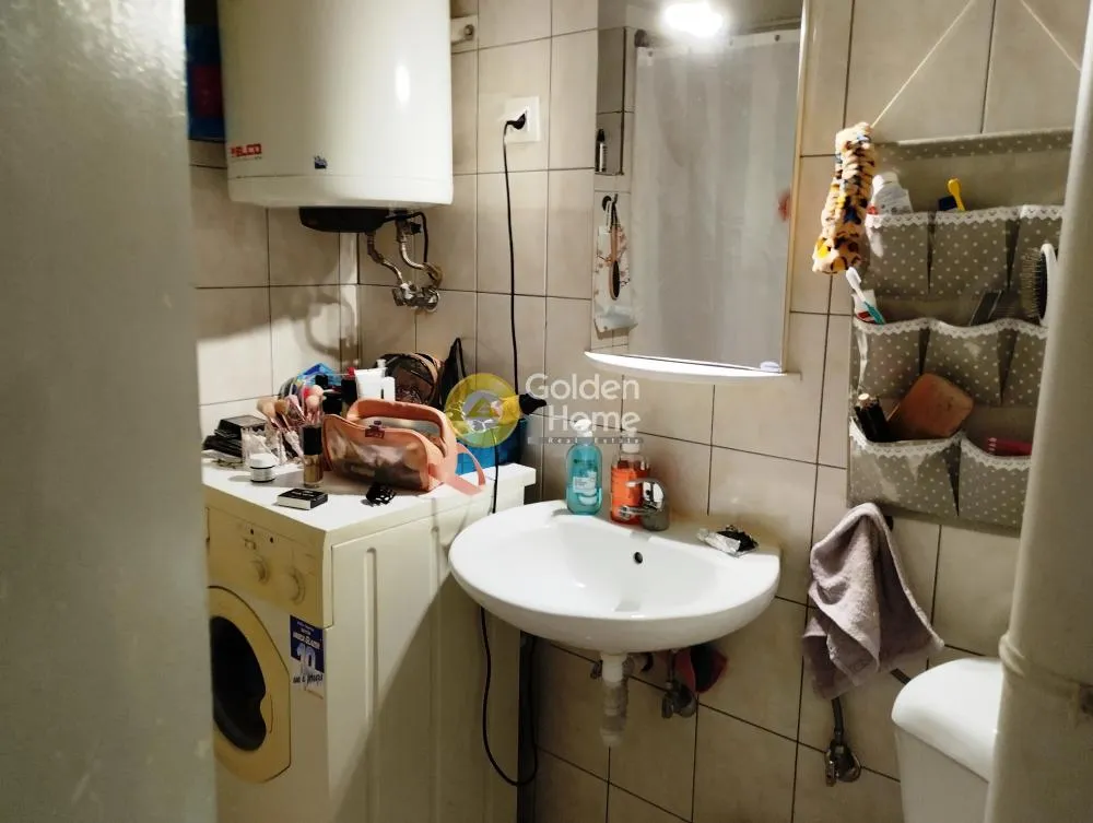 Vannitoad - Fully Renovated Flat with Balcony in Nea Smyrni