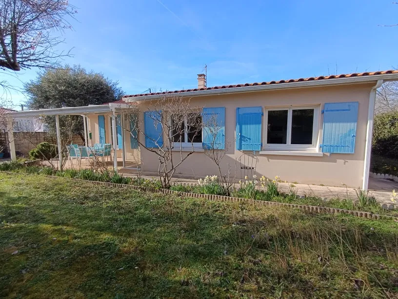Välivaade - Single-Storey House with Garden in Royan