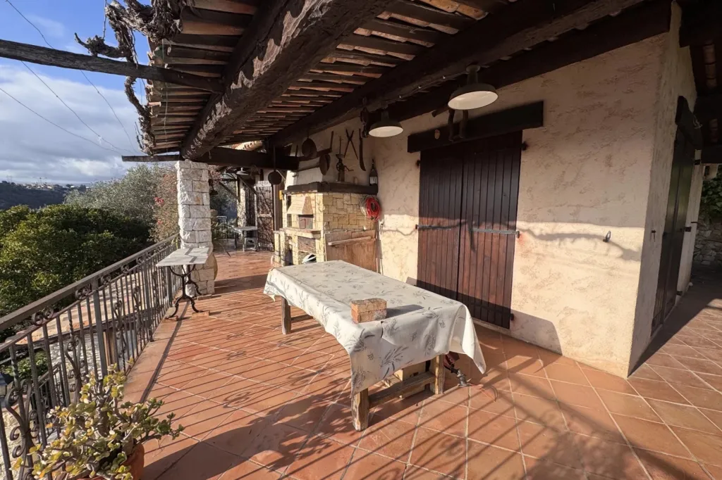 Terrass - Villa with Pool on Magnan Corniche, Nice