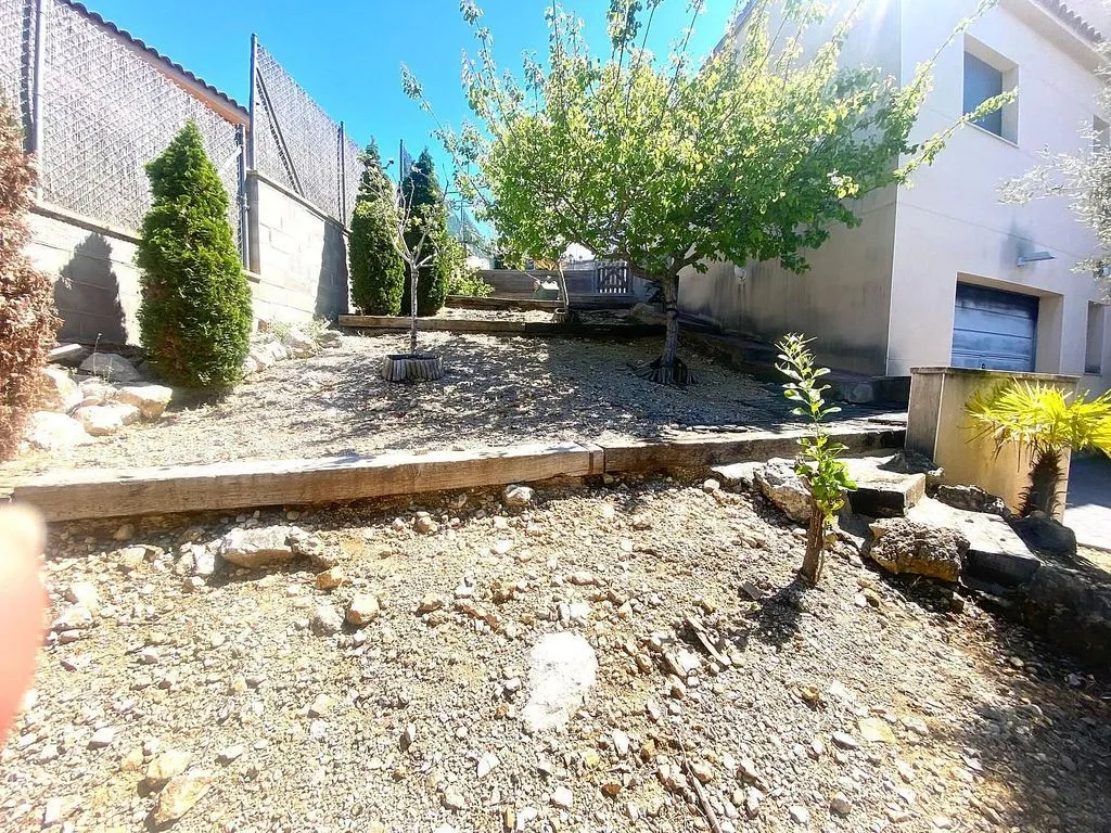 Jardin - Independent House with Pool in Valldemar