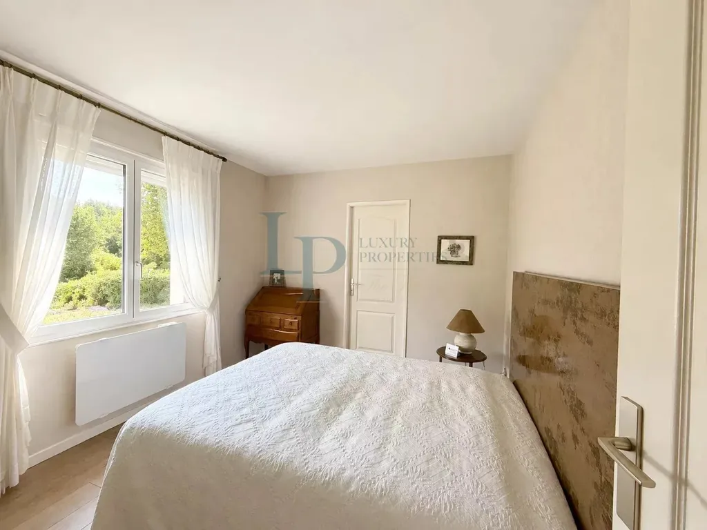 Chambres - Ranch de Plain-Pied en Bordure de Forêt à Ozoir-La-Ferrière