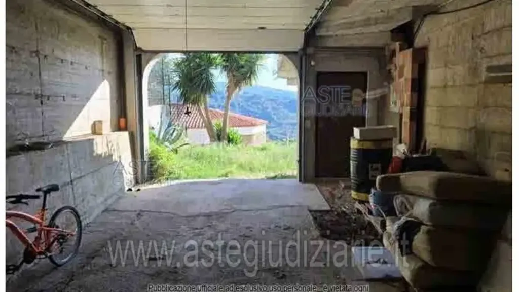 Esterno - Two-Level Apartment with Cellar in Prignano Cilento