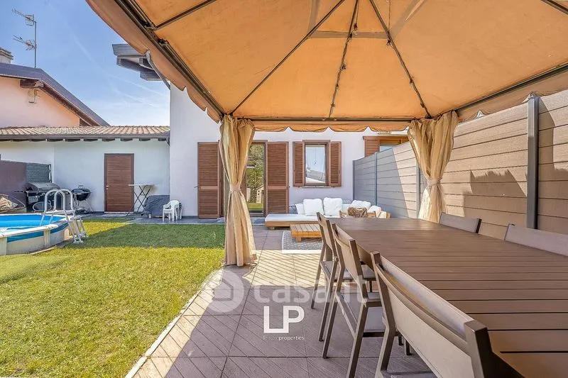 Terrasse - Bifamiliar Villa with Pool in Sesto Calende