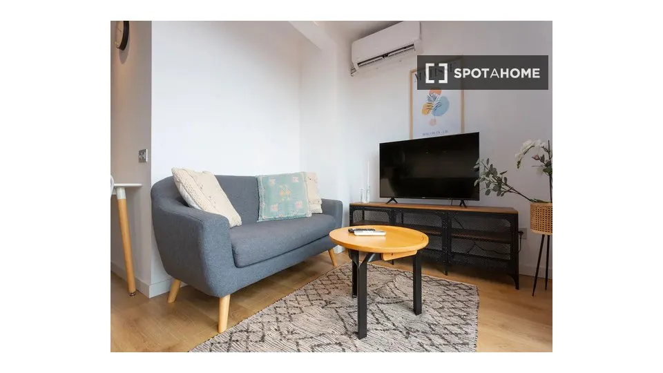 Soggiorno - 1-Bedroom Apartment with Balcony in El Raval