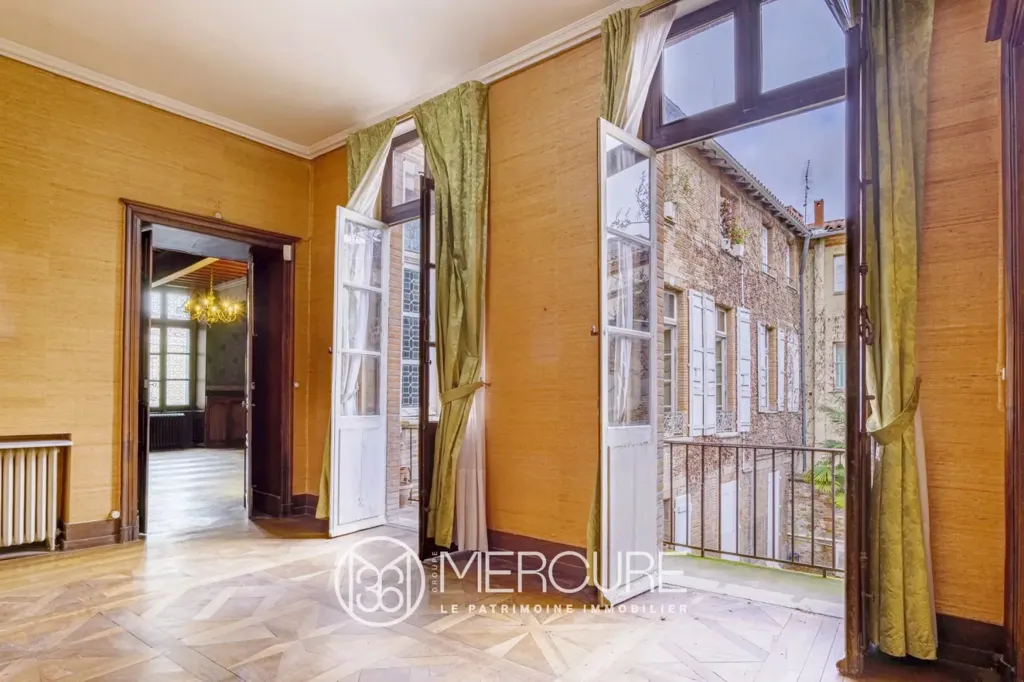 Séjour - Appartement d'exception à rénover au cœur de Toulouse