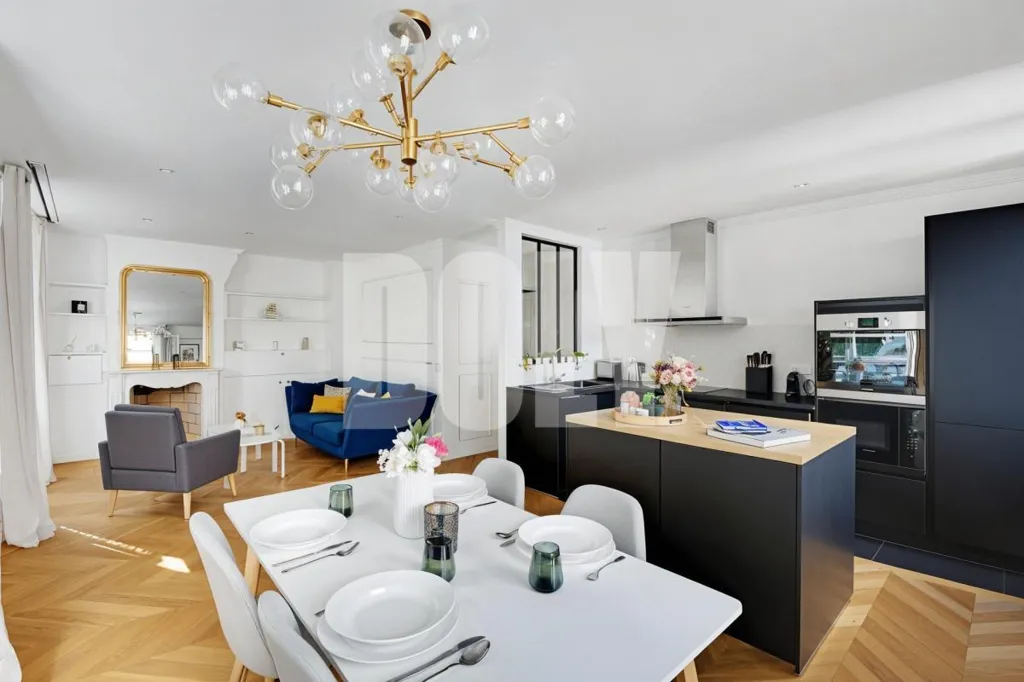 Salle à manger - Appartement Lumineux en Exclusivité, Enfants Rouges, Paris