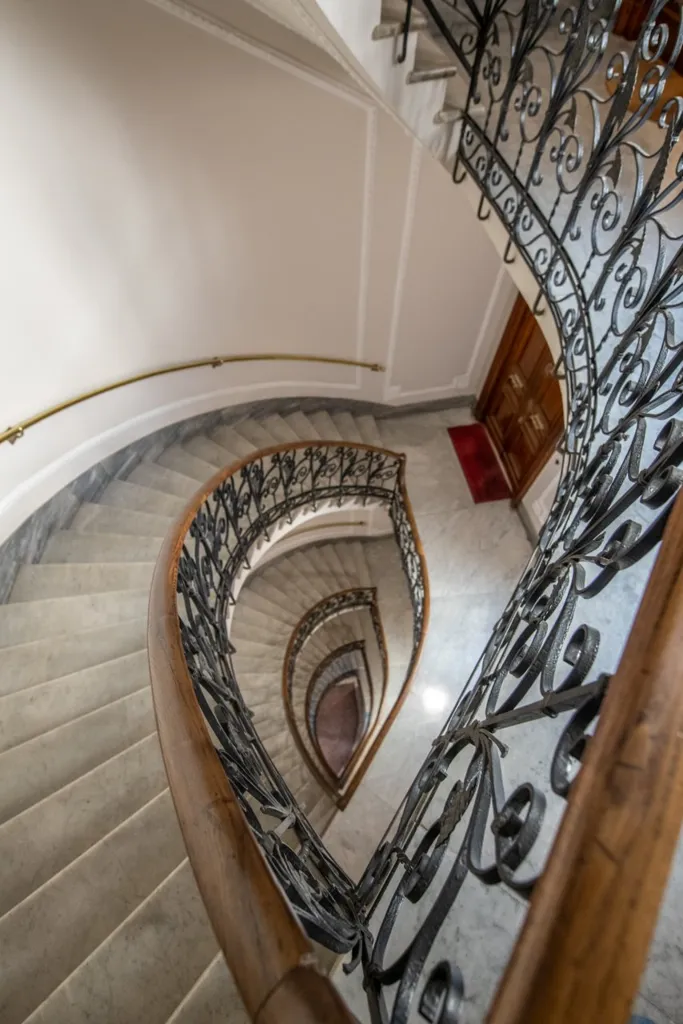Toad - Period Apartment with Balcony in Genoa