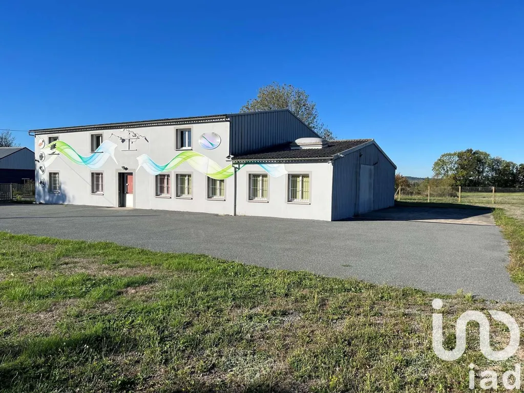 Exterior - Atelier with Heated Space in Pompaire