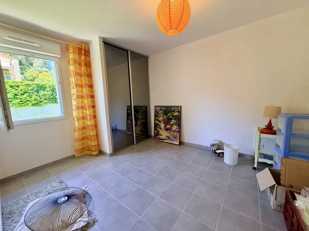 Camere da letto - 3-Bed Apartment with Terrace in Saint-Péray