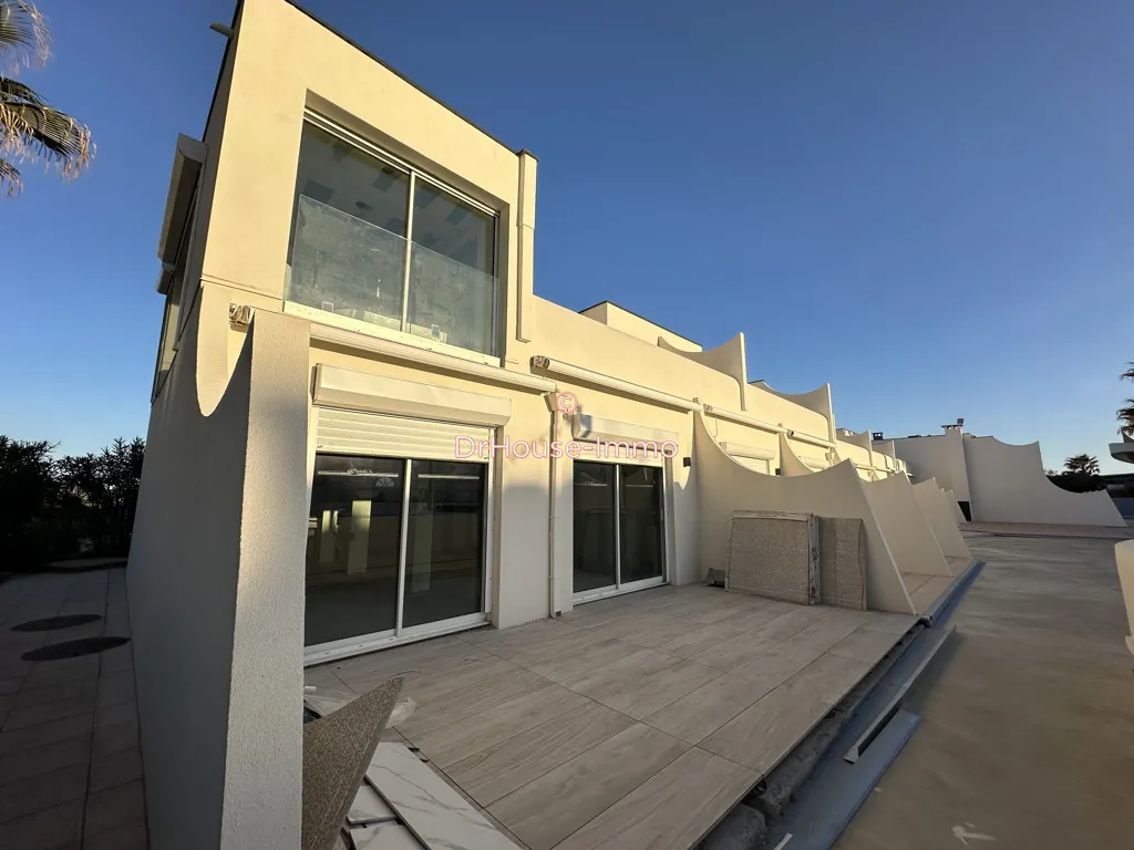 Extérieur - Duplex Rénové avec Terrasse au Jardin d'Éden
