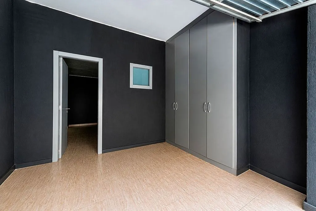 Toad - Apartment with Industrial Charm in Igualada Centre