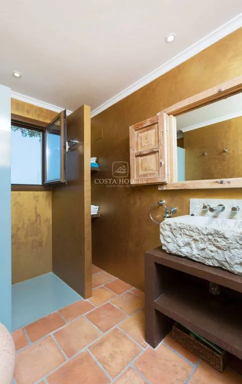 Vannitoad - Luxury Villa with Sea View in Benitachell