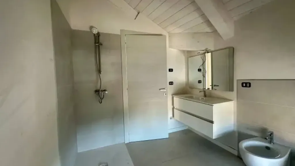 Vannitoad - Newly Built Apartment with Solar Panels in Savigliano