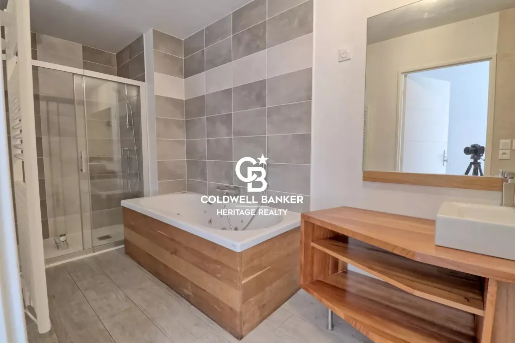 Salles de bain - Appartement T4 en Rez-de-Jardin avec Jardin à Francheville