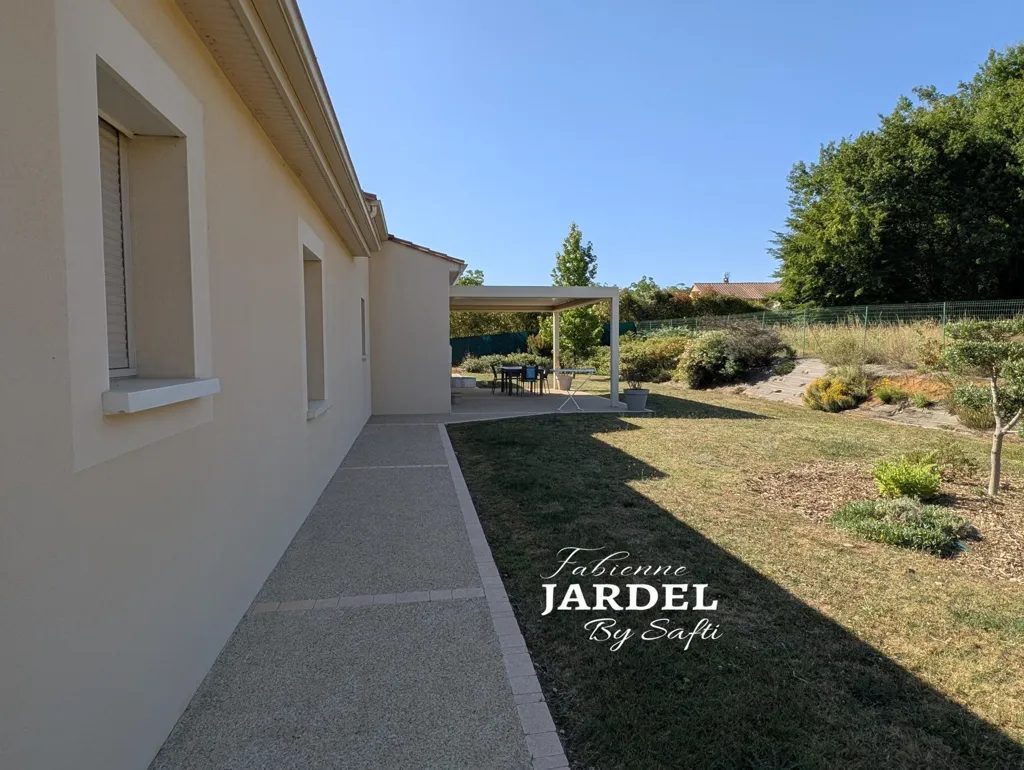 Garden - Recent Villa with Pool in Carsac-Aillac