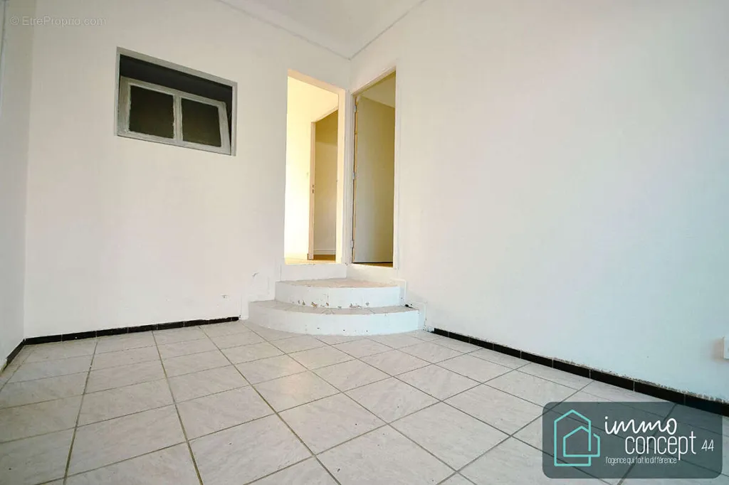 Rooms - Detached House with Garden in Bouaye