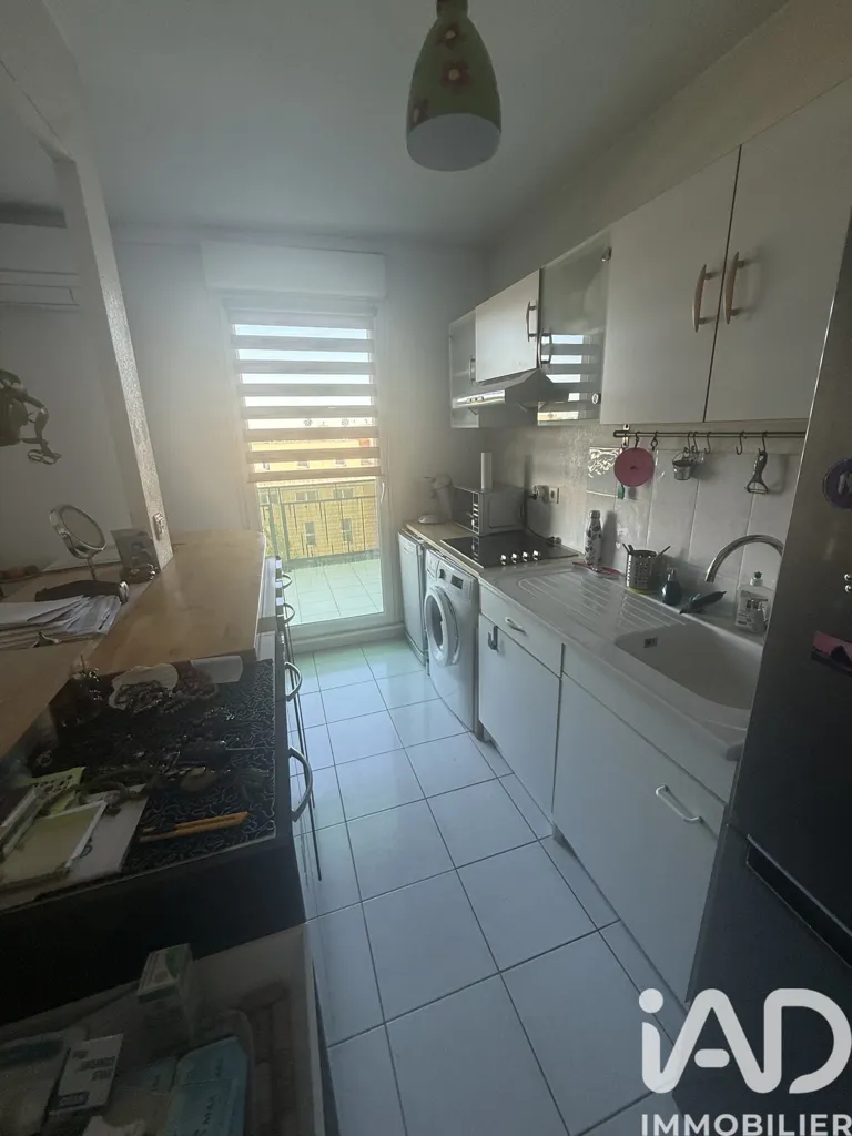 Köök - Bright Apartment with Terrace in Nîmes