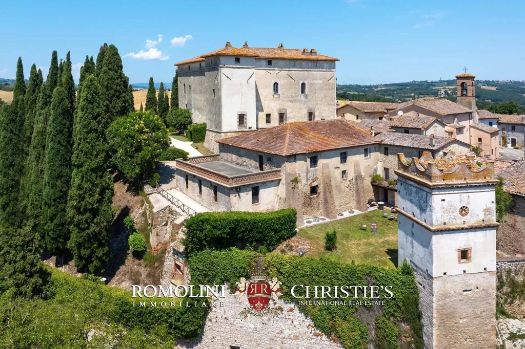 Õhuvaade - Historic Estate with Castle in Umbria