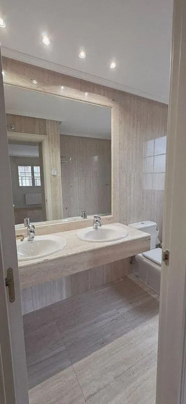 Salles de bain - Apartment with Pool and Terrace in Valdemarín