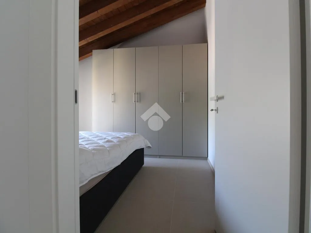 Magamistoad - Fully Furnished Studio with Balcony in Chiampo